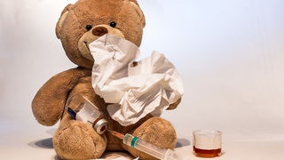El mito más extendido sobre la vacuna de la gripe es completamente falso, pero más de la mitad de los padres lo creen<em></em>